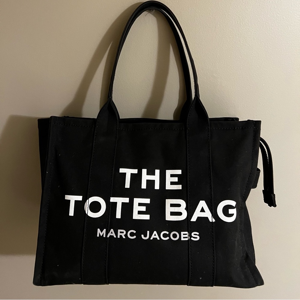 Marc Jacobs Black Large Tote Bag no straps